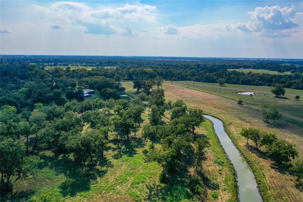 11861 County Road 160 Road Boling, TX 77420