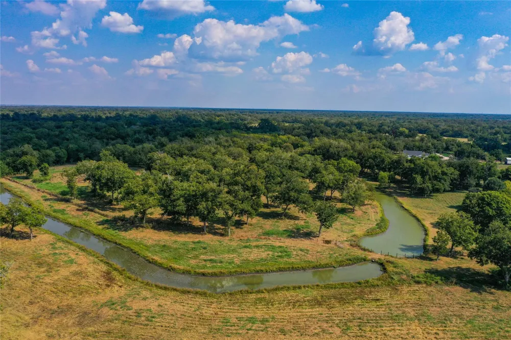 11861 County Road 160 Road Boling, TX 77420