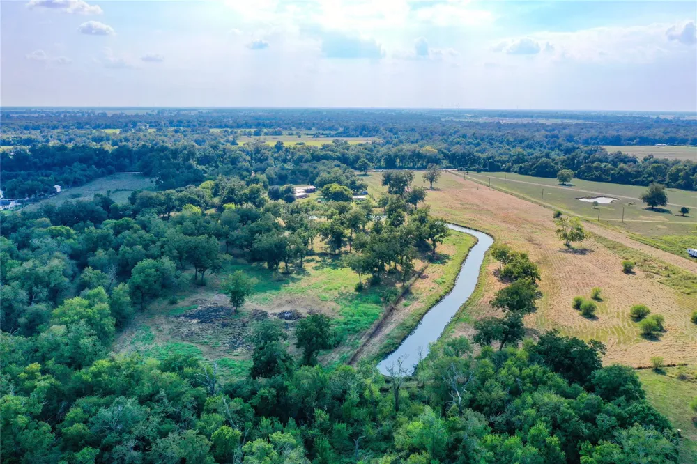 11861 County Road 160 Road Boling, TX 77420