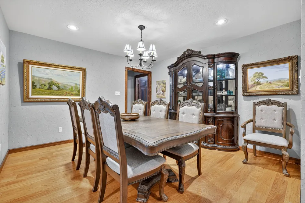 725 County Road 300 Hamilton, TX 76531