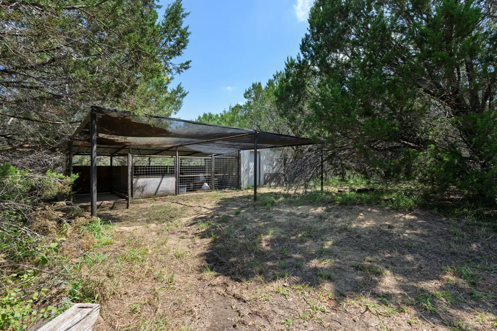 725 County Road 300 Hamilton, TX 76531