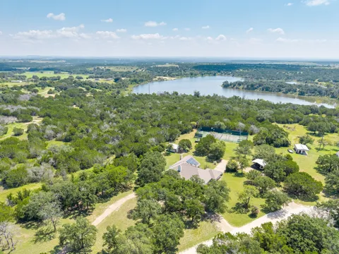 725 County Road 300