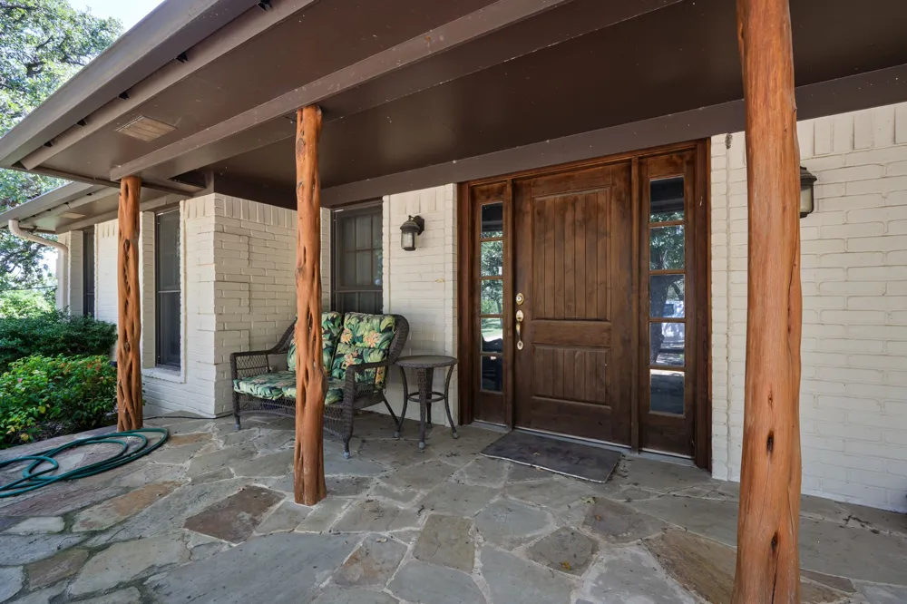 725 County Road 300 Hamilton, TX 76531