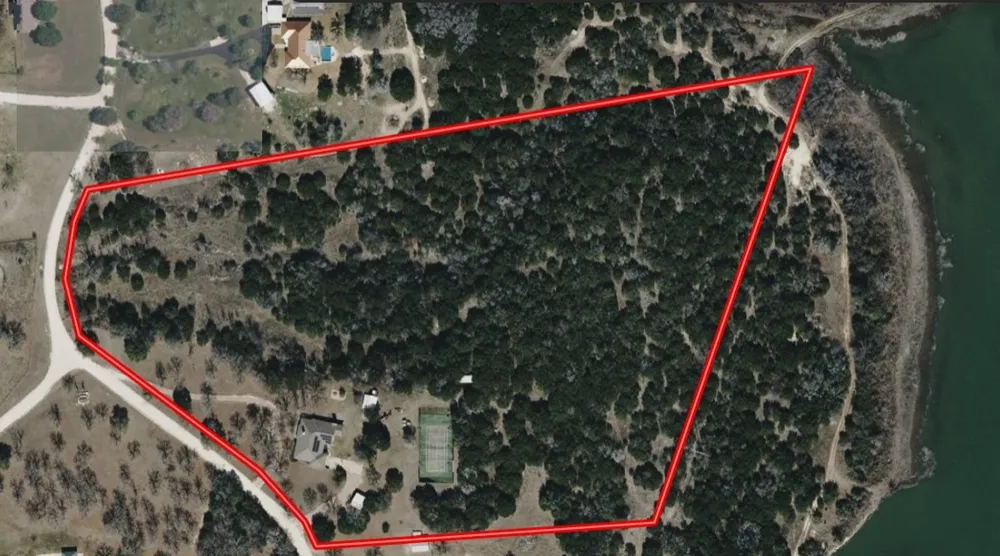 725 County Road 300 Hamilton, TX 76531