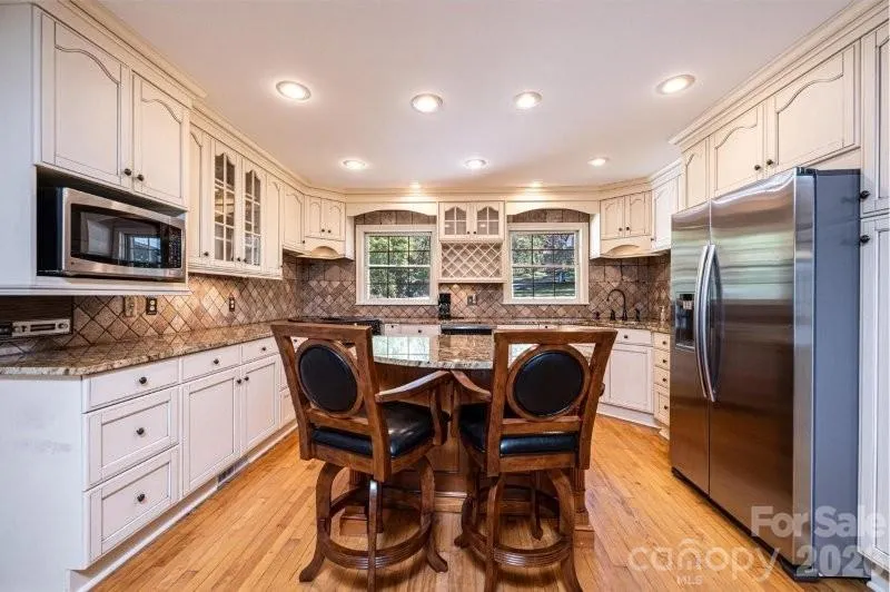 10 Riverview Circle Granite Falls, NC 28630