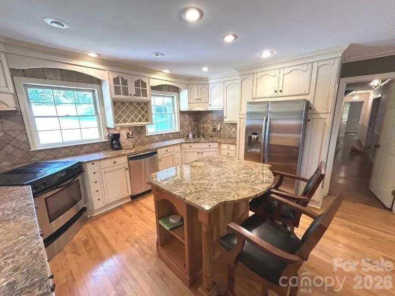 10 Riverview Circle Granite Falls, NC 28630