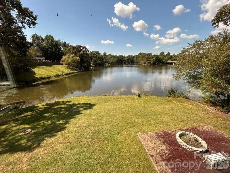 10 Riverview Circle Granite Falls, NC 28630