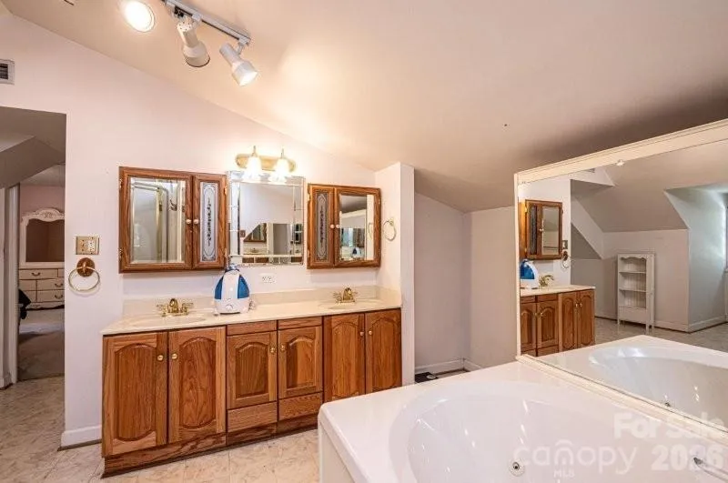 10 Riverview Circle Granite Falls, NC 28630