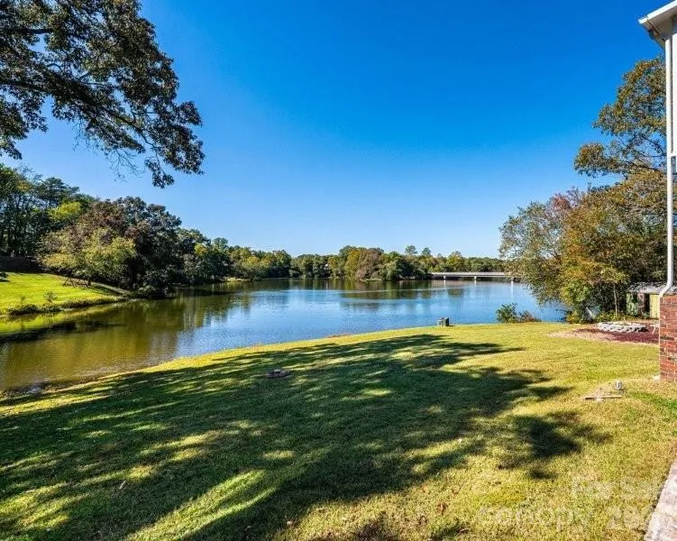 10 Riverview Circle Granite Falls, NC 28630