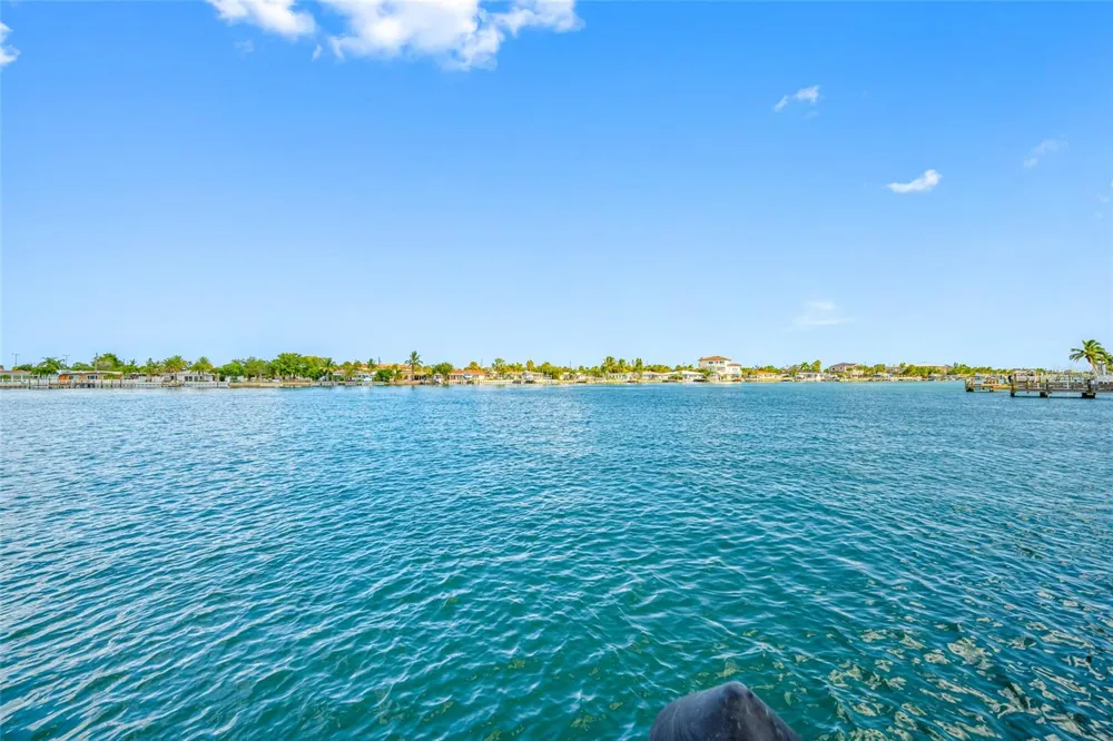 8575 SUNSET COURT Treasure Island, FL 33706