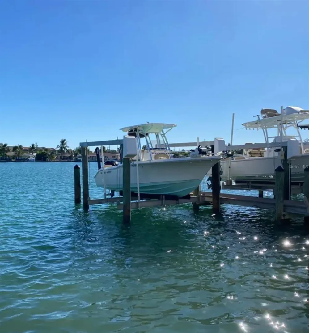 8575 SUNSET COURT Treasure Island, FL 33706