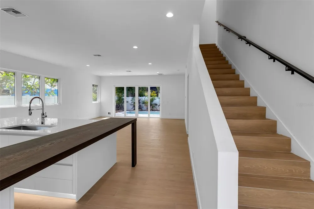 2516 BROWNING STREET Sarasota, FL 34237