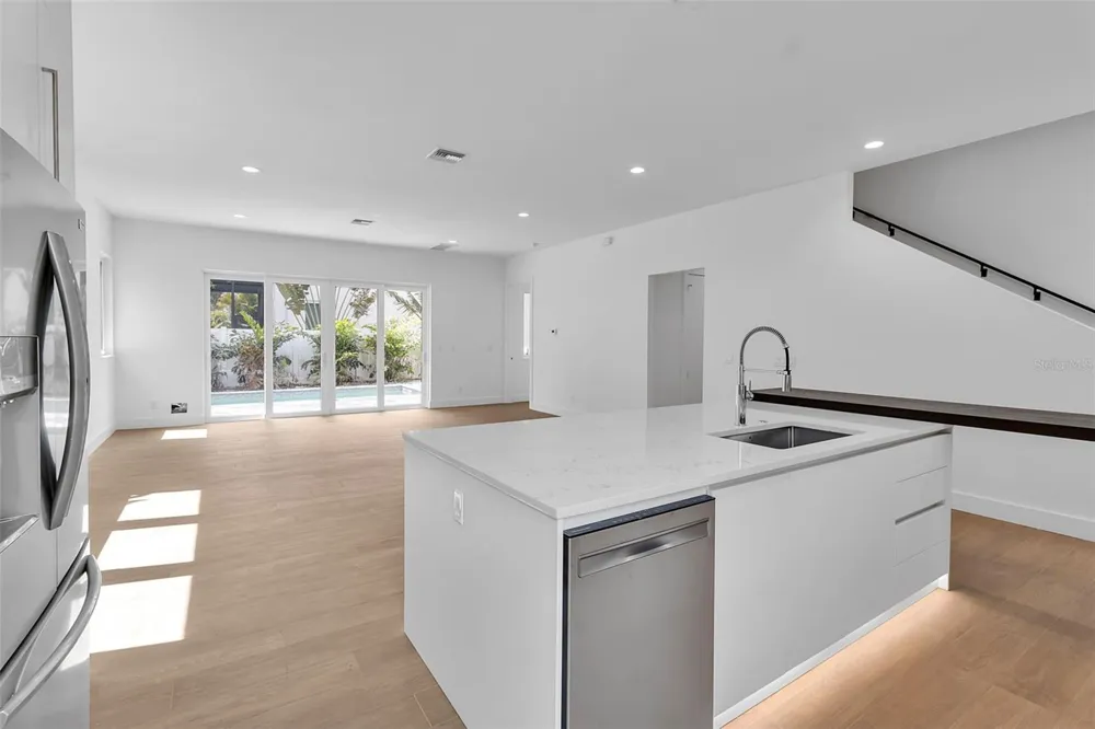 2516 BROWNING STREET Sarasota, FL 34237