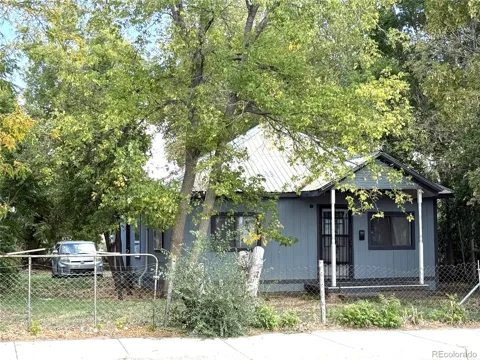 702 Linden Avenue