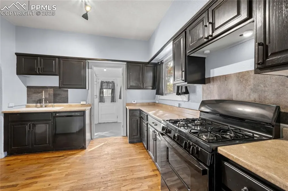 938 E Evans Avenue Pueblo, CO 81004