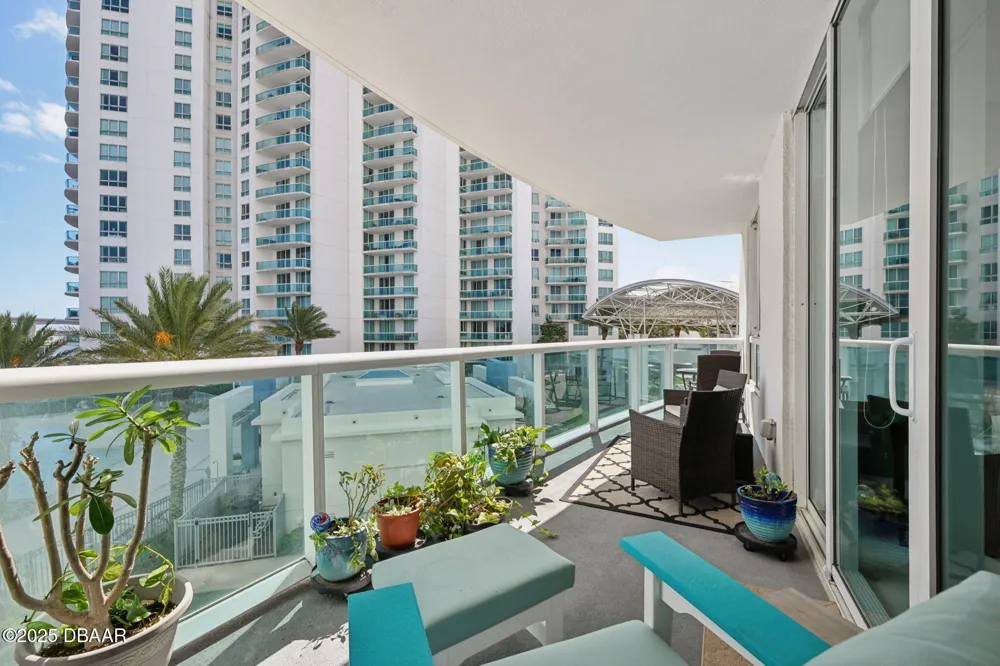 241 Riverside Drive #305 Holly Hill, FL 32117