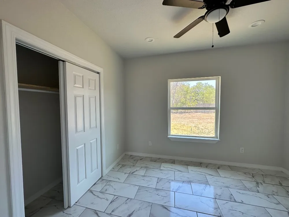 501 Maple Street Taylor, TX 76574