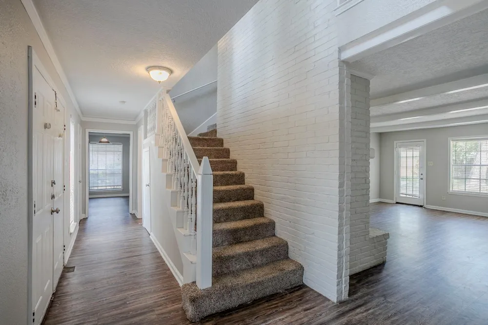 10610 Dunbrook Drive Houston, TX 77070
