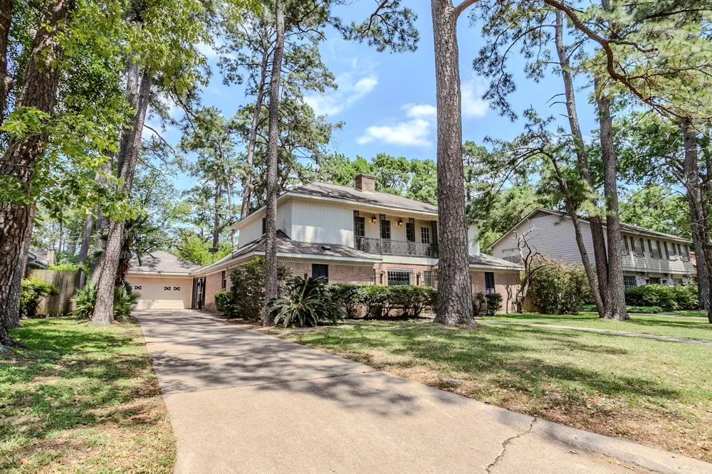10610 Dunbrook Drive Houston, TX 77070