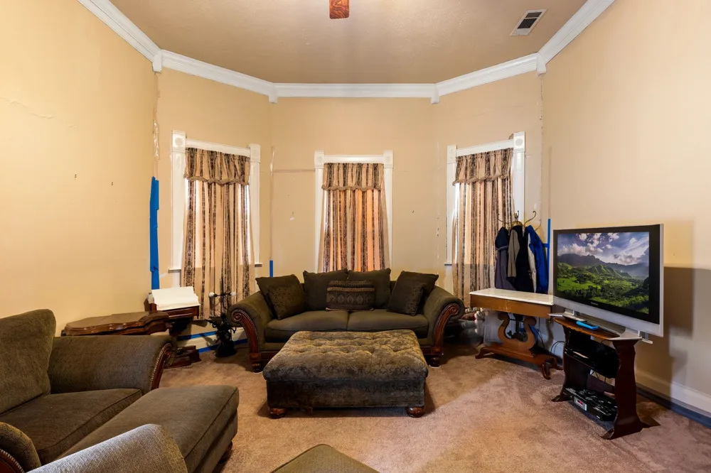 404 E Main Street Ladonia, TX 75449