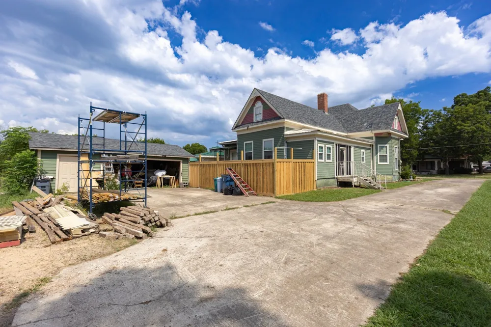 404 E Main Street Ladonia, TX 75449