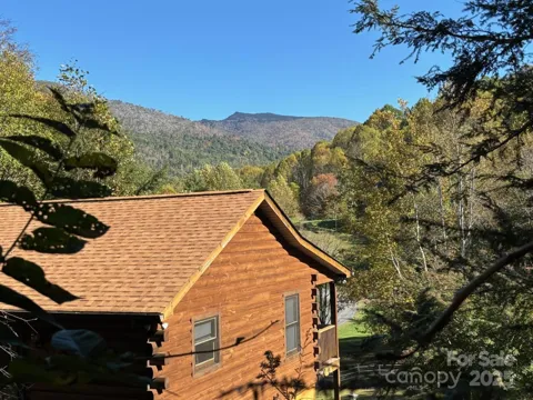 408 Dora Lane