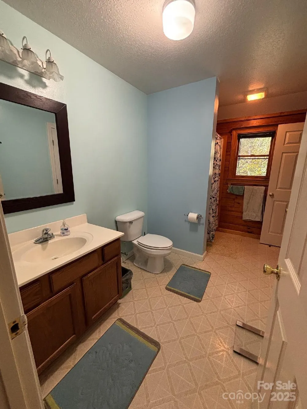 408 Dora Lane Bakersville, NC 28705