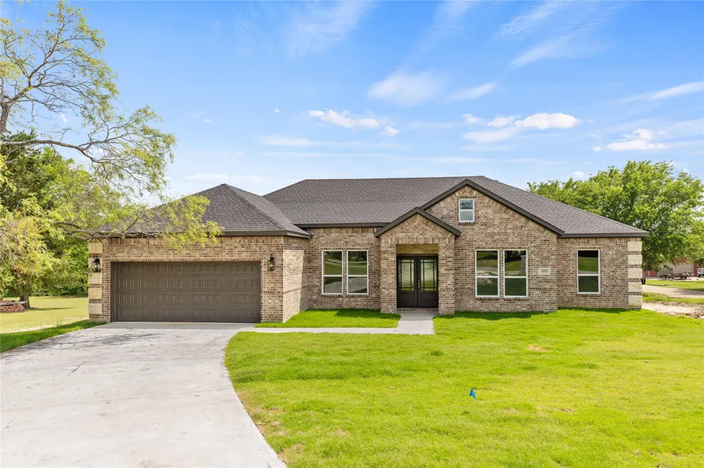 10560 Lago Vista Quinlan, TX 75474