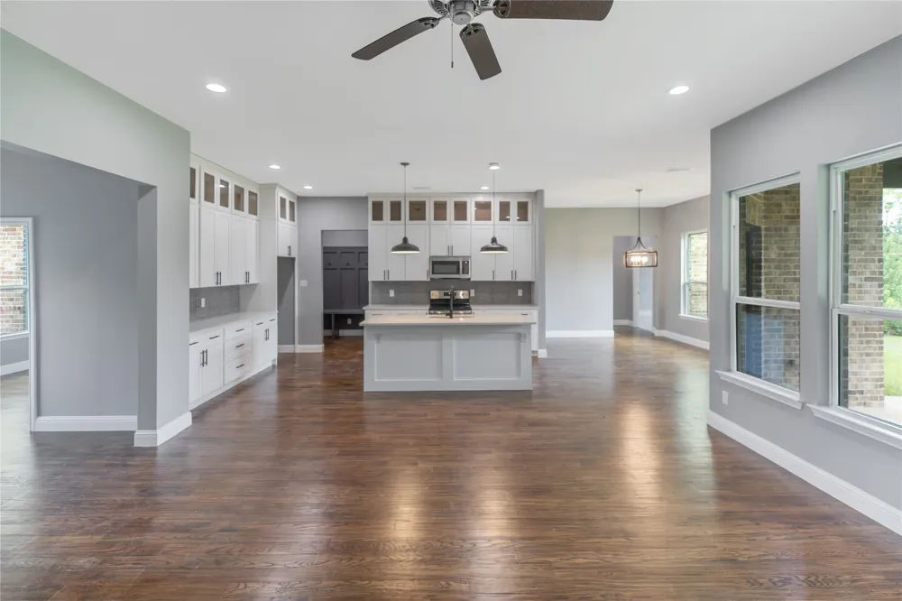 10560 Lago Vista Quinlan, TX 75474