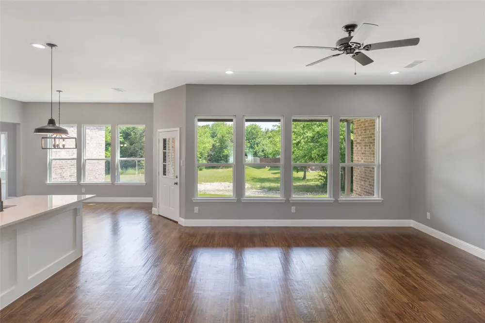10560 Lago Vista Quinlan, TX 75474