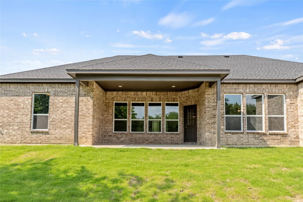10560 Lago Vista Quinlan, TX 75474