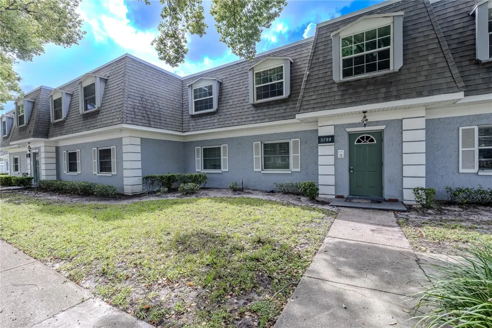 1708 BELLEAIR FOREST DRIVE #D Belleair, FL 33756