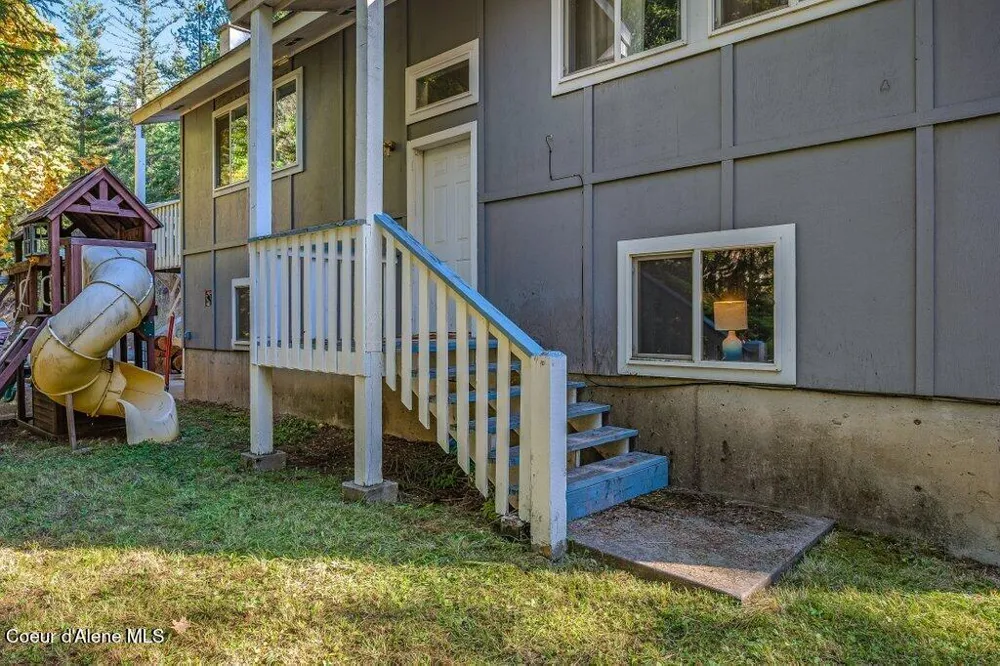 94 Lochsa Lane Kingston, ID 83839