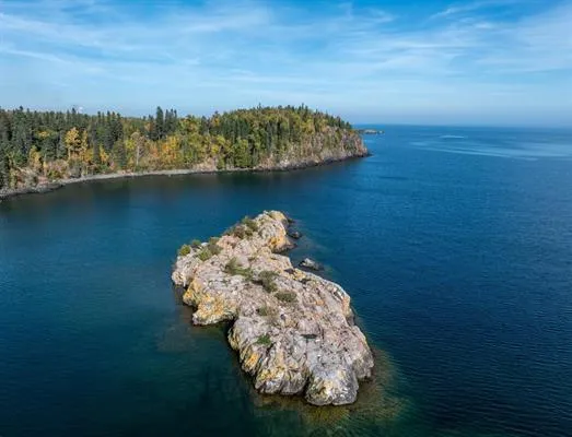 48xx Hwy 61 Beaver Bay, MN 55601