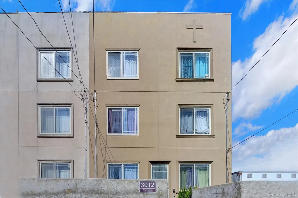 3012 Seagirt Avenue Far Rockaway, NY 11691