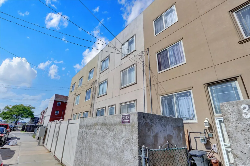 3012 Seagirt Avenue Far Rockaway, NY 11691