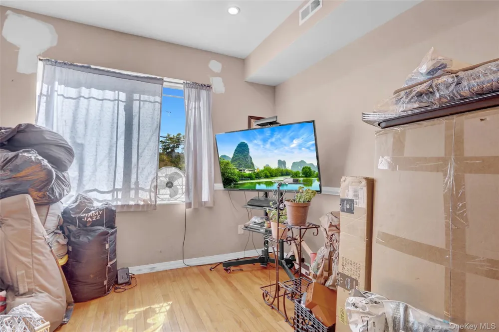 3012 Seagirt Avenue Far Rockaway, NY 11691
