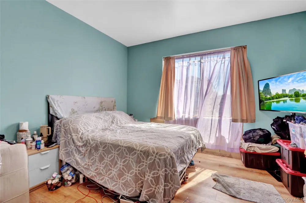 3012 Seagirt Avenue Far Rockaway, NY 11691