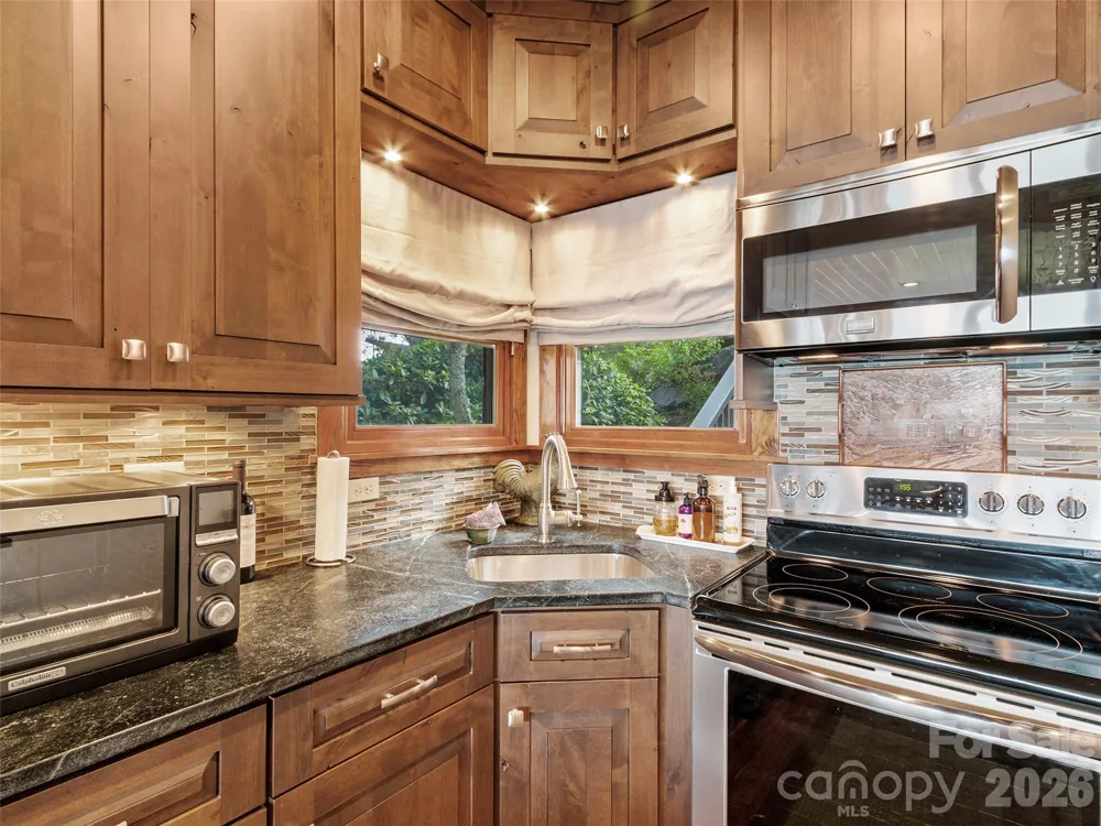 80 Slickrock Road #A4 Burnsville, NC 28714