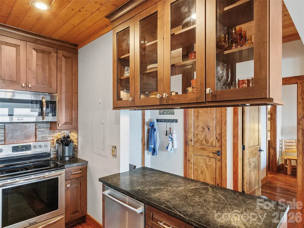 80 Slickrock Road #A4 Burnsville, NC 28714