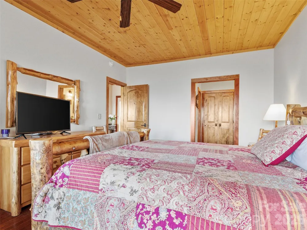 80 Slickrock Road #A4 Burnsville, NC 28714
