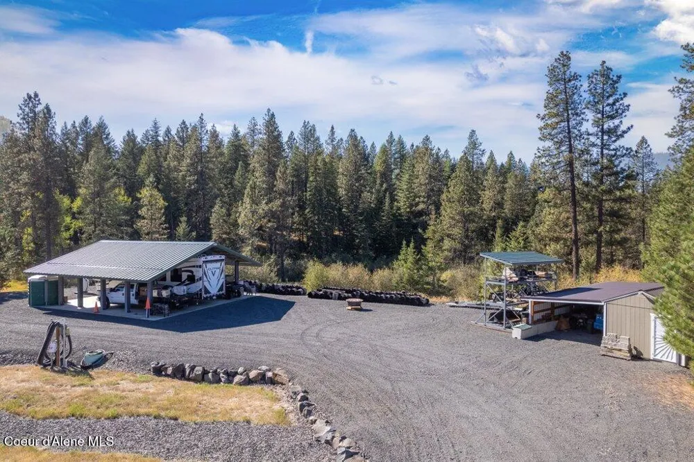 121 Johnston Road Plummer, ID 83851