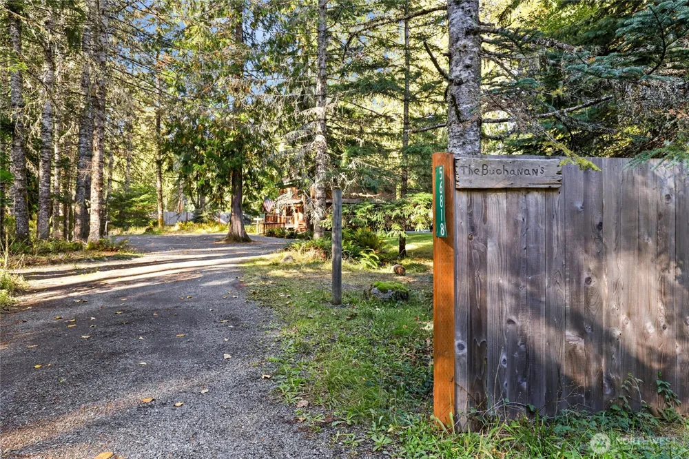 56818 387th Avenue Ct E Ashford, WA 98304