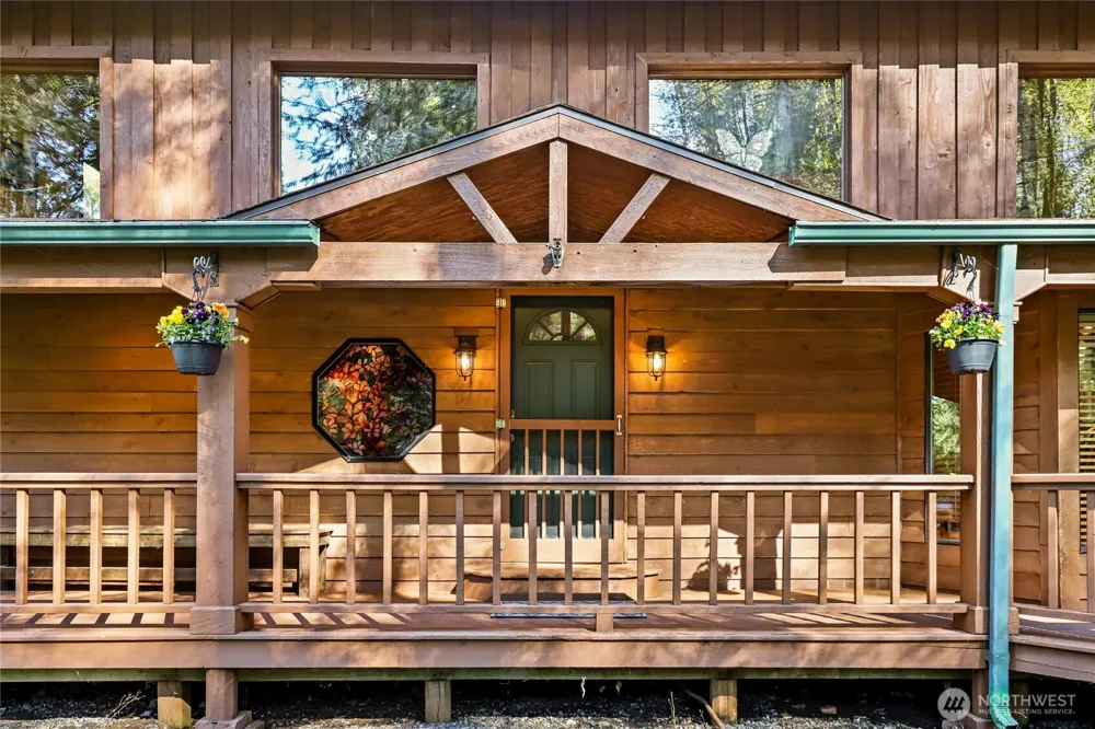 56818 387th Avenue Ct E Ashford, WA 98304