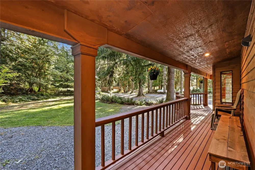 56818 387th Avenue Ct E Ashford, WA 98304