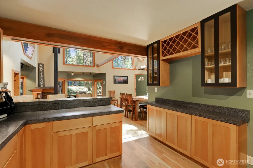 56818 387th Avenue Ct E Ashford, WA 98304