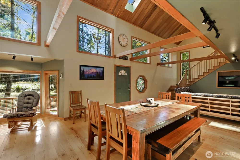 56818 387th Avenue Ct E Ashford, WA 98304