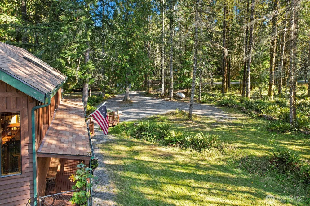 56818 387th Avenue Ct E Ashford, WA 98304