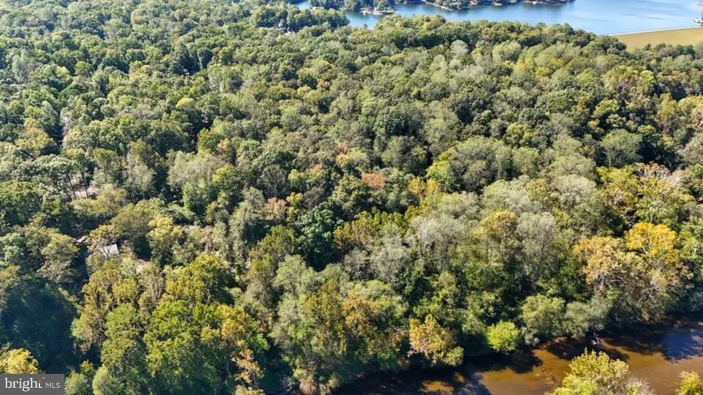 14 MECHUNK TERRACE Palmyra, VA 22963