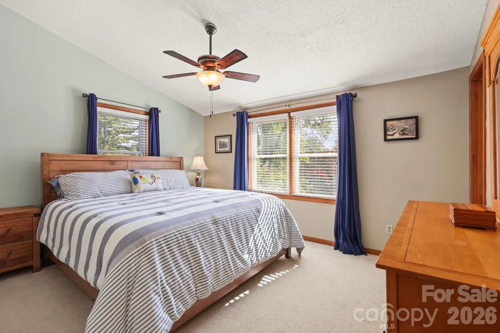 228 Snowshoe Loop Newland, NC 28657